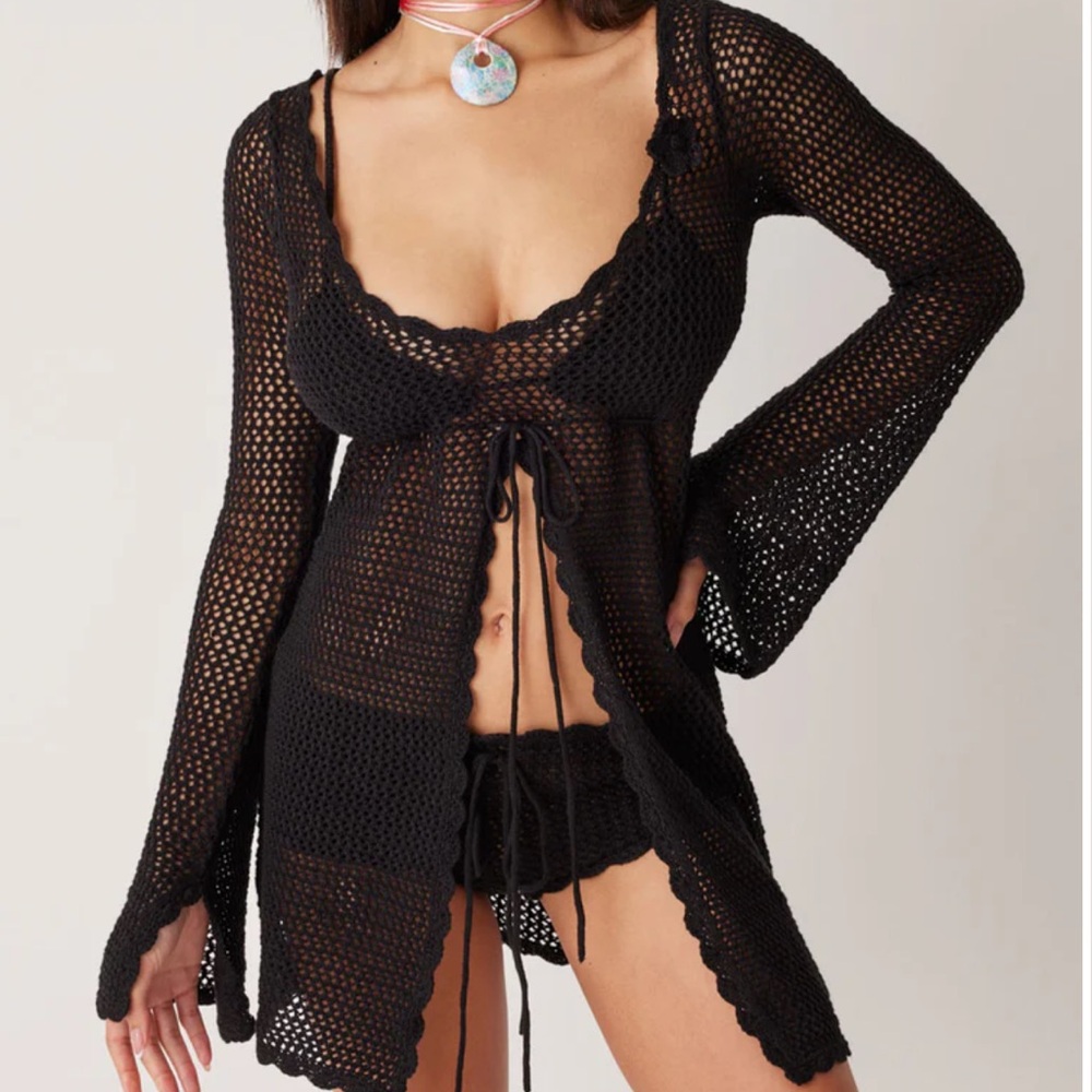 nwt frankies bikinis black crochet coverup